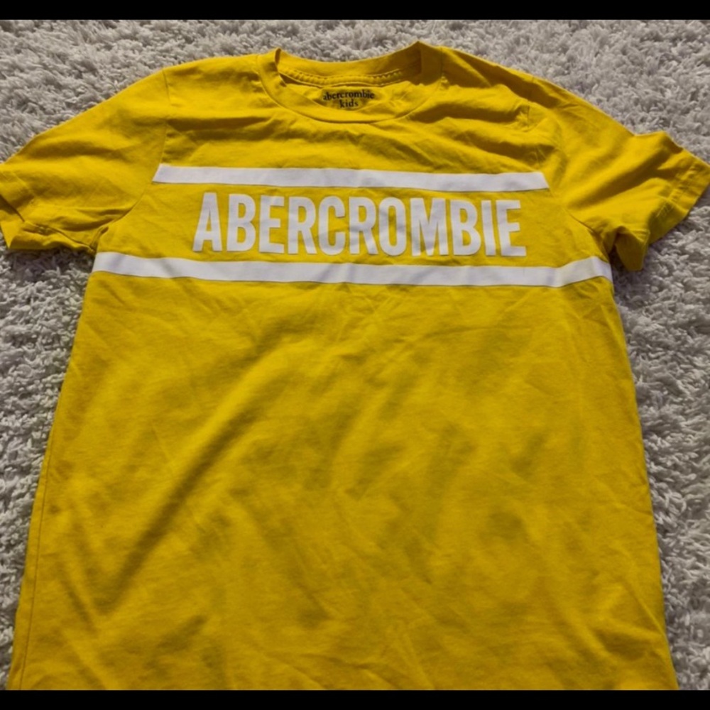 Kids T-Shirt.. size 13/14
